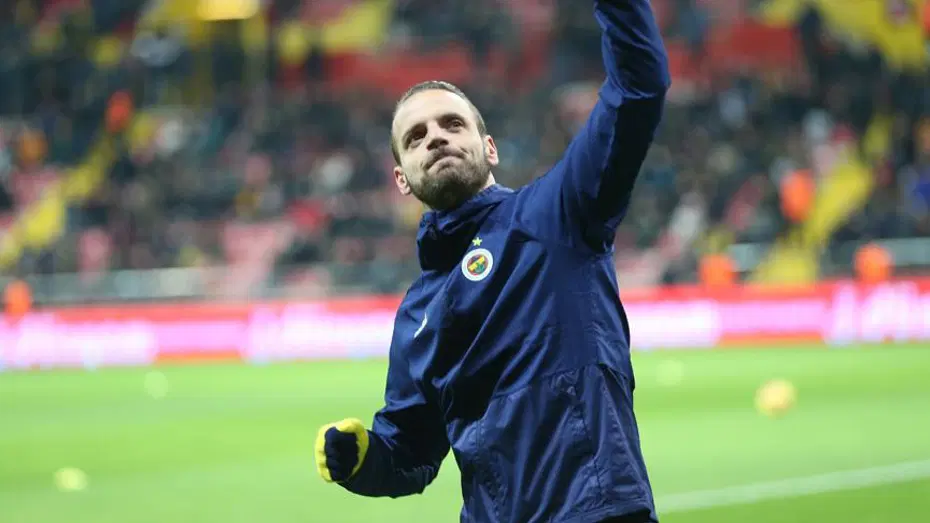 Fenerbahçe'nin transferini duyurdular: Yıllar sonra bir ilk - 5
