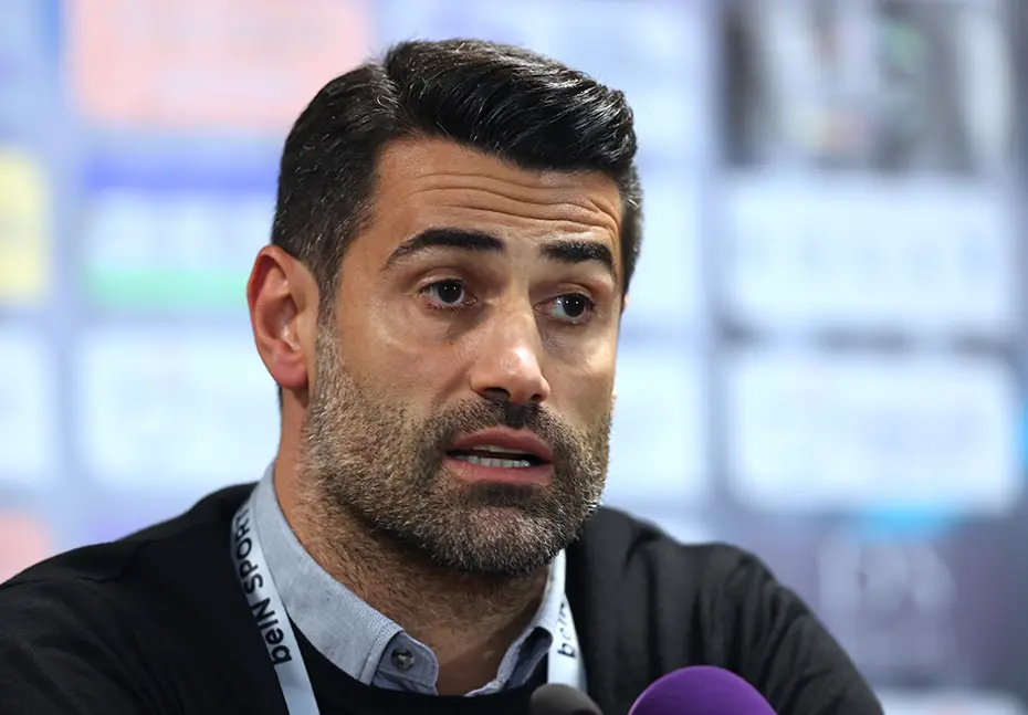 Volkan Demirel derbi sonrası canlı yayında küplere bindi: "Yarın kulüpten gönderirim" - 9