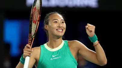 Qinwen Zheng, Avustralya Açık'ta yarı finalde