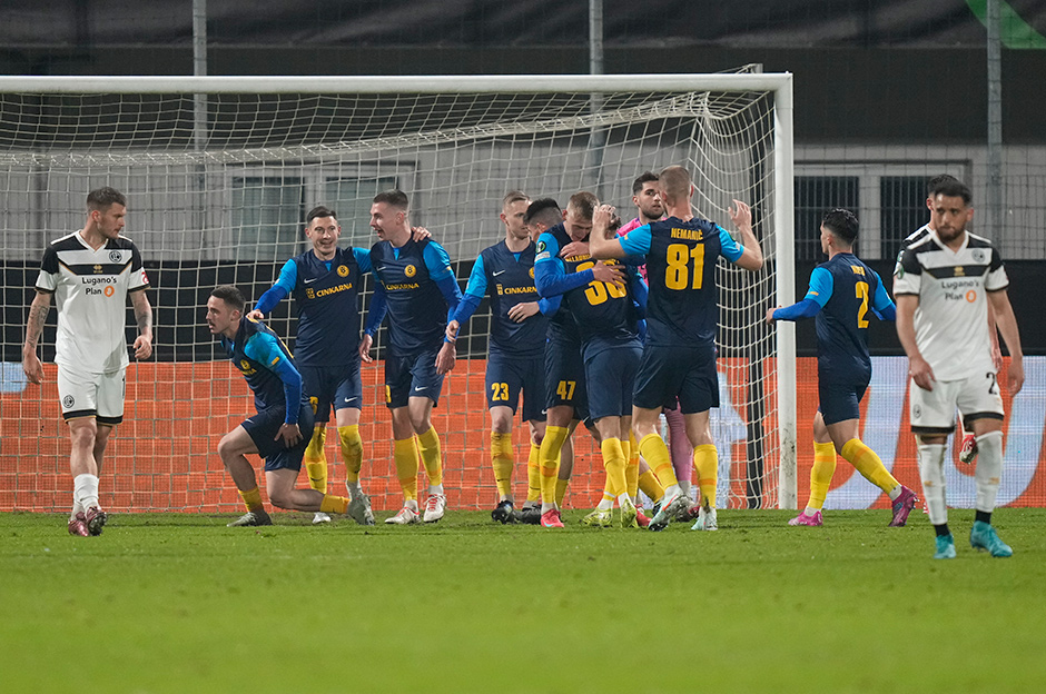 Riera'nın Celje'sinin Konferans Ligi masalı sürüyor: 9 gollü maçta turu penaltılar getirdi