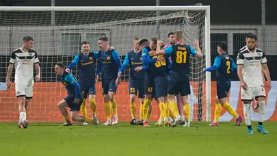 Riera'nın Celje'sinin Konferans Ligi masalı sürüyor: 9 gollü maçta turu penaltılar getirdi