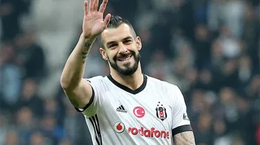 38 yaşındaki eski Beşiktaşlı Negredo'dan sürpriz transfer