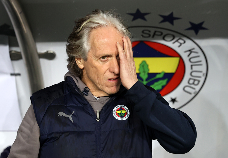Jorge Jesus'un gözdesi Fenerbahçe'den ayrılıyor; yeni adresini duyurdular