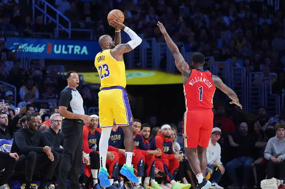 LeBron James'ten tarihi başarı: NBA'de yepyeni bir sayfa açtı - 2 LeBron James'ten tarihi başarı: NBA'de yepyeni bir sayfa açtı - 2