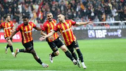 Kayserispor'un tırmanışı sürüyor: Hat-trick şovuyla 3 puan geldi