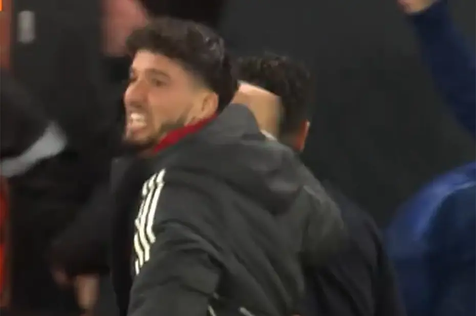 Altay Bayındır kendinden geçti: Tarihi golden sonra yayına yansıyan görüntüler olay oldu - 3