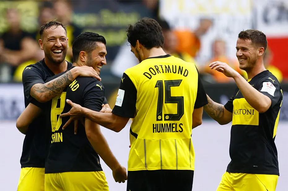 Jübile maçında takımın başına geçti: Jürgen Klopp yeniden Borussia Dortmund'da - 2 Jübile maçında takımın başına geçti: Jürgen Klopp yeniden Borussia Dortmund'da - 2