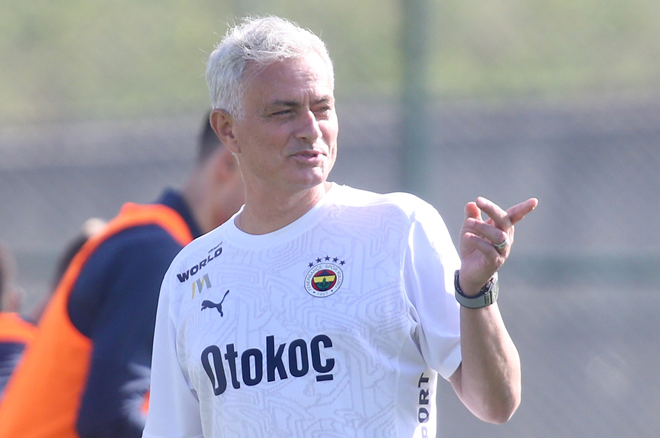 Mourinho Barcelona'nın yıldızını istedi, transfer yanıtı futbolcunun babasından geldi