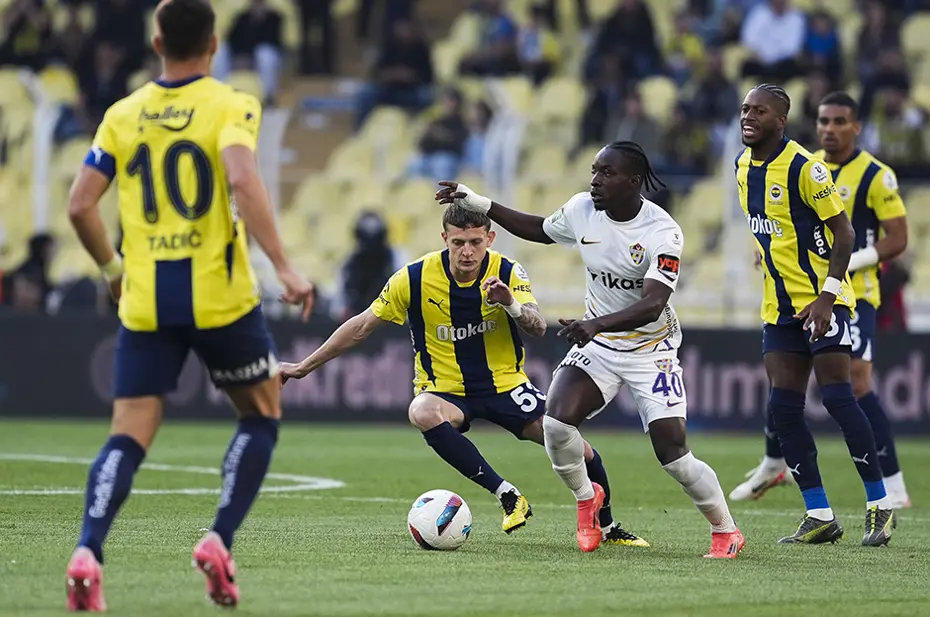 Fenerbahçe'de sezonun kaderini etkileyen an: O maçtan sonra toparlanamadı - 4