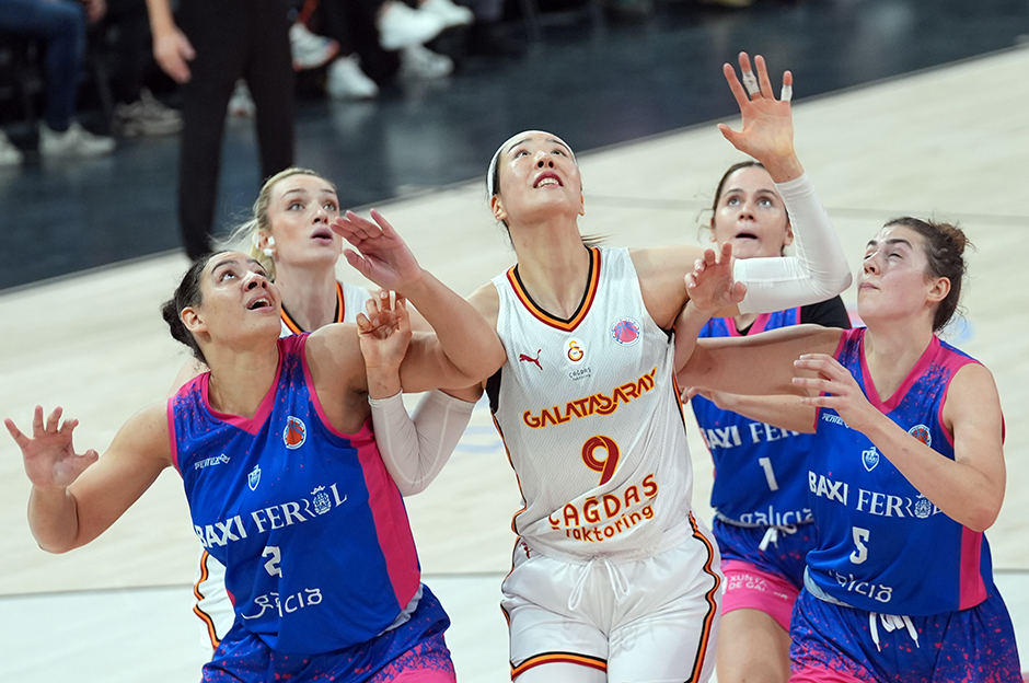 Galatasaray Avrupa'da ilk yenilgisini yaşadı