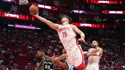 Alperen Şengün'den double-double: Houston Rockets farklı kazandı