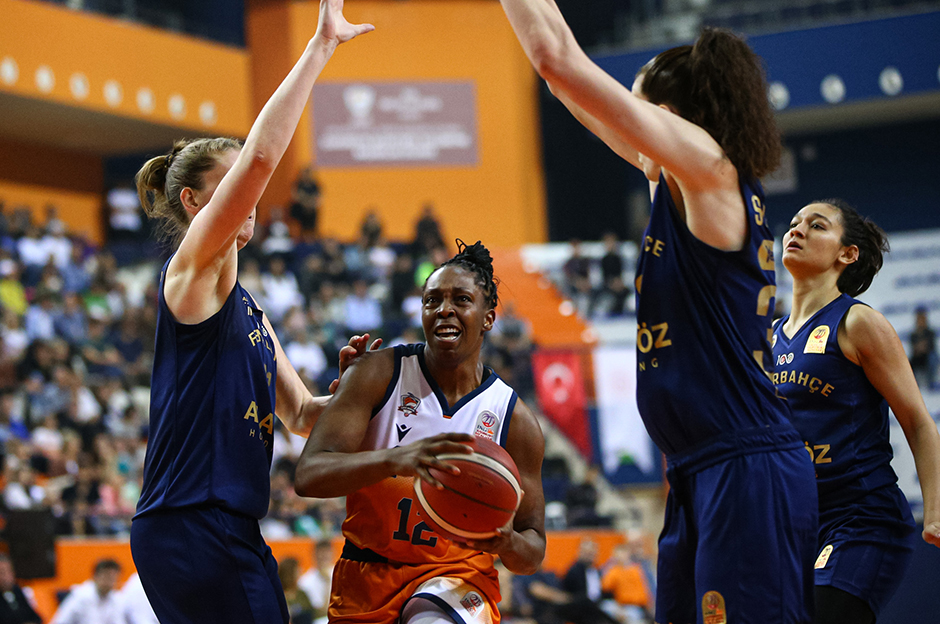 Fenerbahçe - ÇBK Mersin Yenişehir Belediyesi maçı hangi kanalda, ne zaman, saat kaçta canlı yayınlanacak?