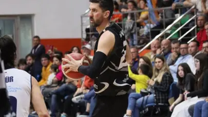 Erkan Veyseloğlu'ndan tarihi başarı