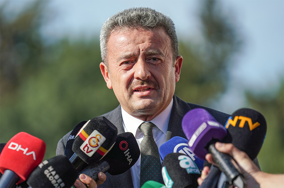 İbrahim Hatipoğlu'ndan çifte kupa mesajı: "Kalan maçların tamamını kazanmak istiyoruz"