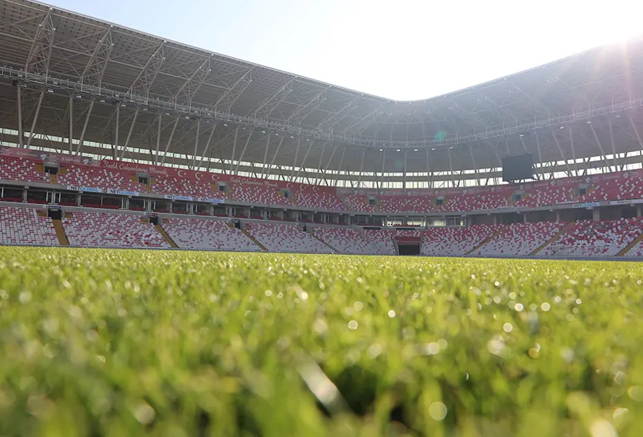 Sivasspor cephesinden Galatasaray maçı öncesi zeminin son durumuyla ilgili açıklama - 4