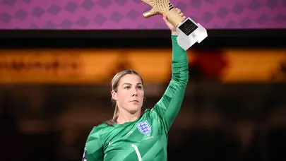 İngiliz futbolunun efsanesinden milli takıma veda