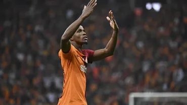 RAMS Park'ta Wilfried Zaha'nın gecesi