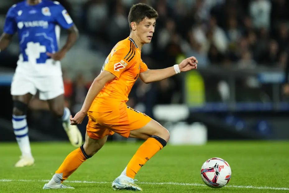 Sabrı taşan Arda Güler son kararını Real Madrid yönetimine iletti: Fenerbahçe'yi açıkladılar - 4 Sabrı taşan Arda Güler son kararını Real Madrid yönetimine iletti: Fenerbahçe'yi açıkladılar - 4