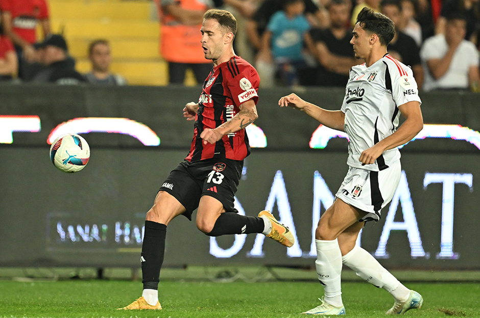 Gaziantep FK'da Saborit sakatlandı