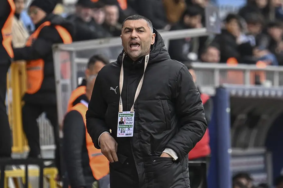 Süper Lig'de ilk teknik direktör ayrılığı: Yeni hoca Burak Yılmaz oluyor - 2