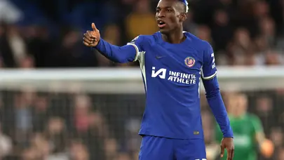 Chelsea açıkladı: Sözleşmesi 2033 yılına uzatıldı