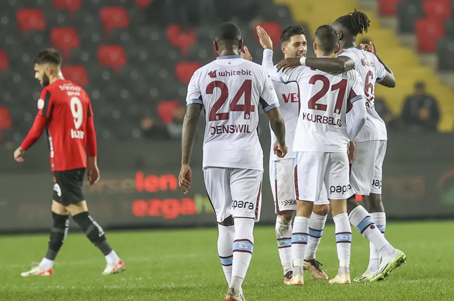 Dünya kulüpler sıralaması güncellendi: Fenerbahçe, Galatasaray, Beşiktaş, Trabzonspor kaçıncı? - 27