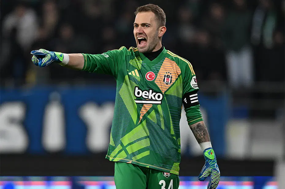 Beşiktaş'ta iç transfer: Mert Günok için karar verildi - 3