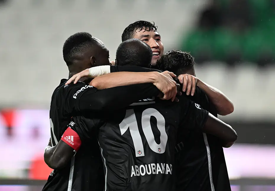 Beşiktaş'ın Süper Lig'de 2023-2024 sezonu fikstürü, derbi maçları ve detaylar - 7 Beşiktaş'ın Süper Lig'de 2023-2024 sezonu fikstürü, derbi maçları ve detaylar - 7