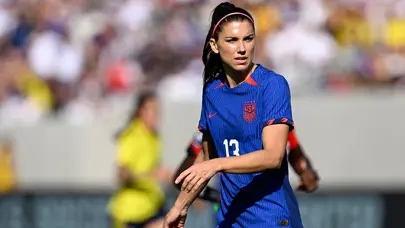 Efsane futbolcu Alex Morgan kariyerini noktaladı