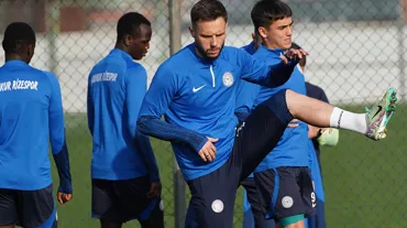 Çaykur Rizespor, Galatasaray öncesi 3 eksikle çalıştı
