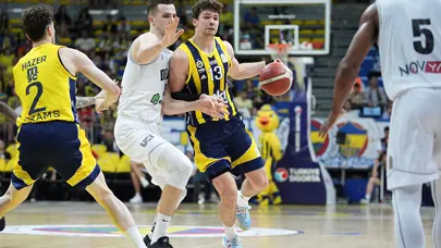 Fenerbahçe Beko, Beşiktaş Emlakjet'i farklı geçip seriyi 2-0'a getirdi