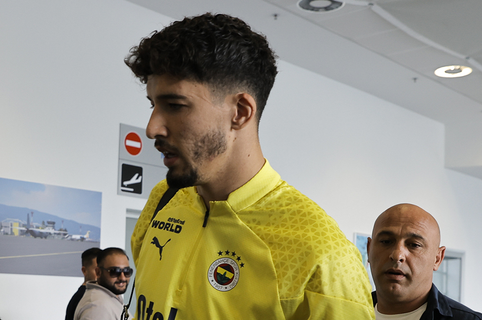 Fenerbahçe'den Altay Bayındır kararı: Eleştirilerin odağındaydı