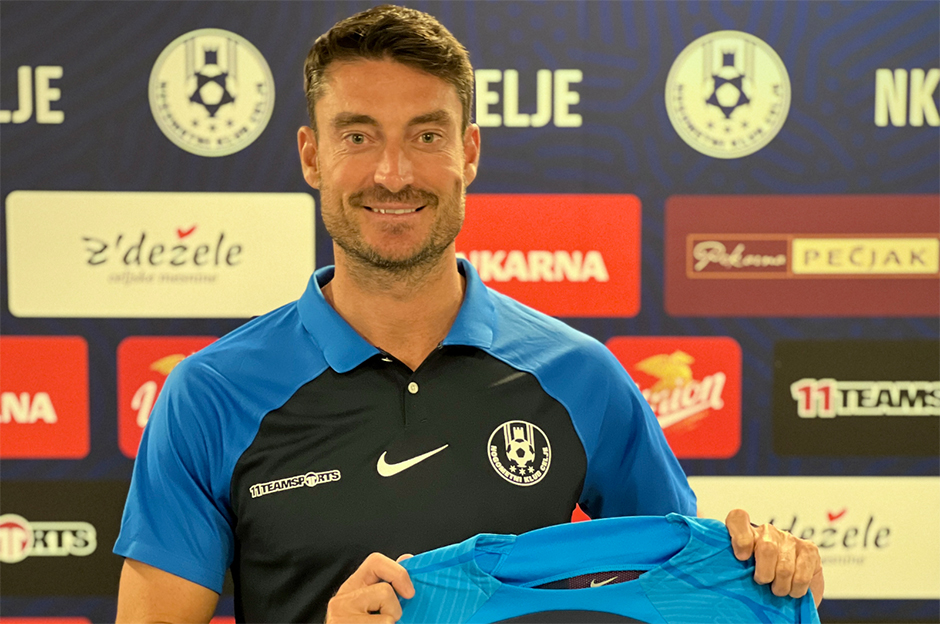 Çifte kupayla gönderilen Riera'nın yeni takımı belli oldu