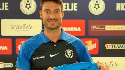 Çifte kupayla gönderilen Riera'nın yeni takımı belli oldu