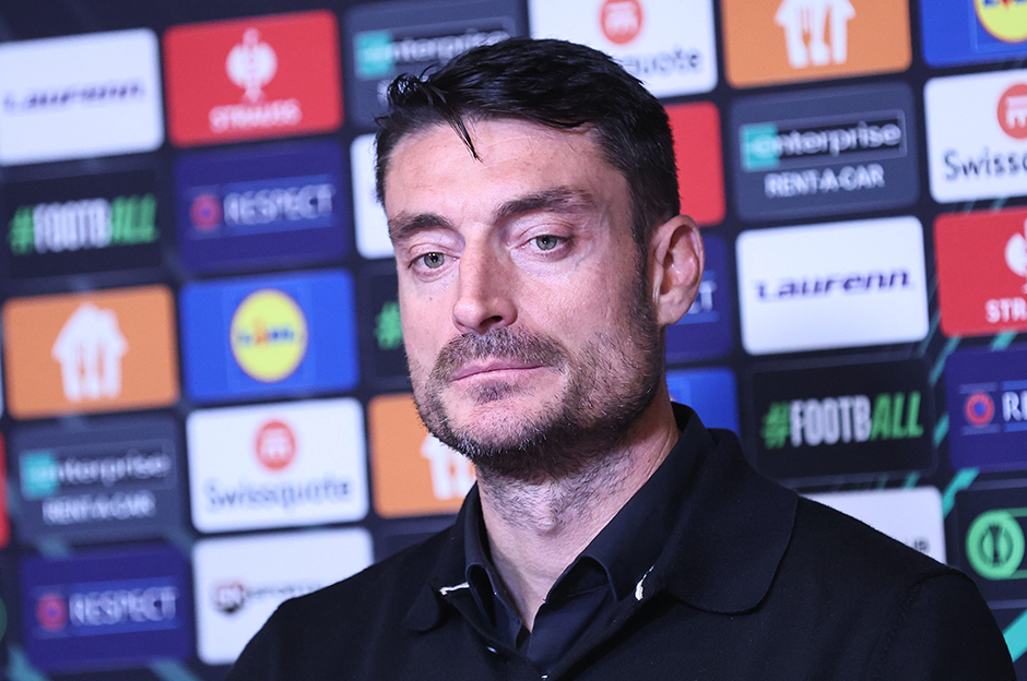 Albert Riera'ya talip oldular: Kulübü jet hızında açıklama yaptı