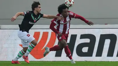 Willian sözleşmesini feshetti: Messi'nin yeni takım arkadaşı olabilir
