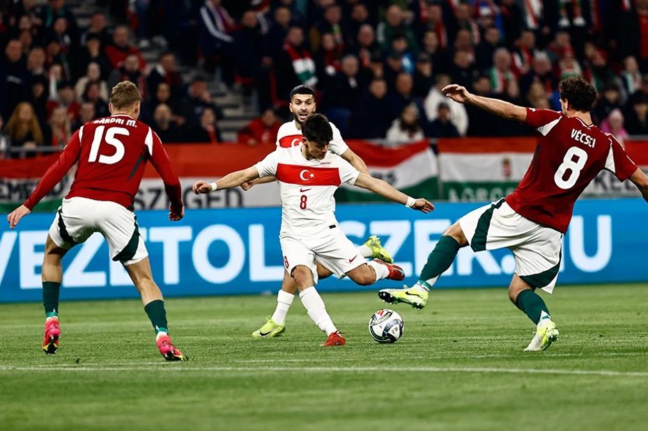 Macaristan'ın "İstiklal Marşı" saygısızlığına UEFA cezası - 1