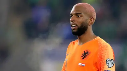 Ryan Babel futbolculuk kariyerini noktaladı