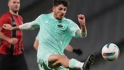 Esenler Erokspor'dan Fenerbahçe'ye: Yıldız futbolcunun yerine 150 bin euroluk takviye