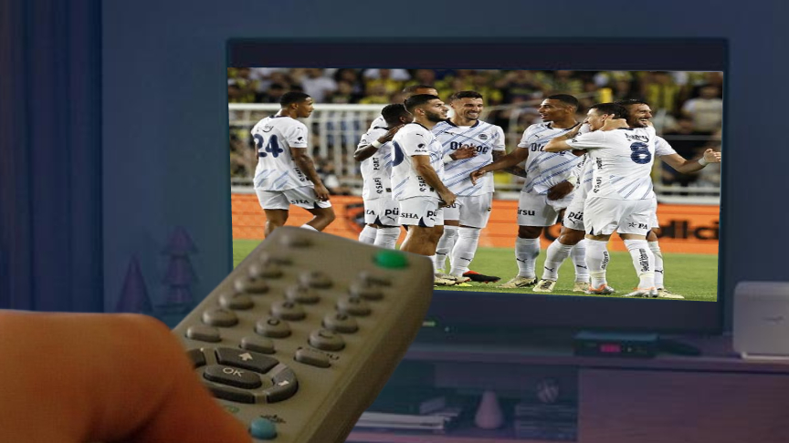Lugano - Fenerbahçe maçını canlı veren yabancı kanallar | Lugano - Fenerbahçe maçını hangi kanallar şifresiz veriyor? (FB Şampiyonlar Ligi maçı canlı yayın bilgisi)