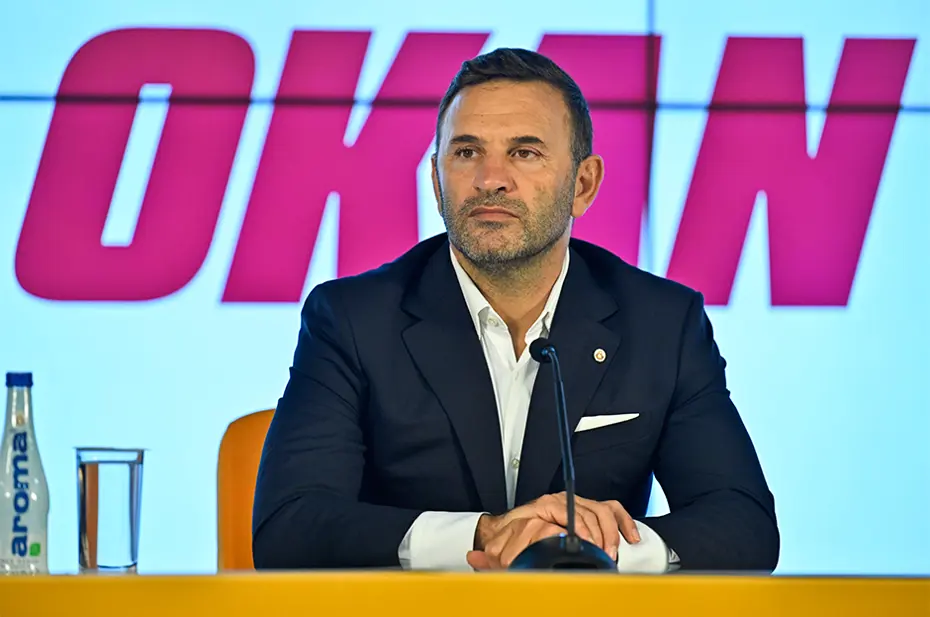 Galatasaray'dan Manchester United'ın 32 milyon euroluk yıldızına teklif - 1 Galatasaray'dan Manchester United'ın 32 milyon euroluk yıldızına teklif - 1