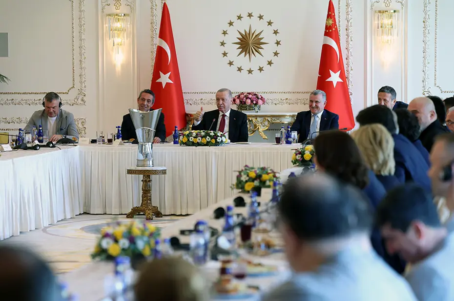 Cumhurbaşkanı Erdoğan, Fenerbahçe Beko'yu kabul etti - 3