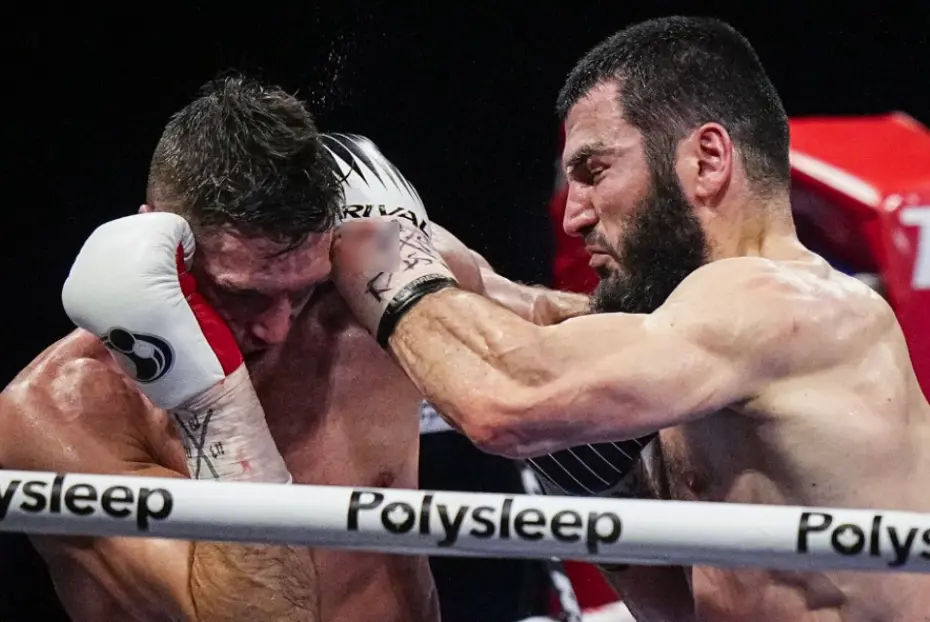 Günlerdir beklenen boks maçında tarihi final: 25 yıl sonra bir ilk - 4