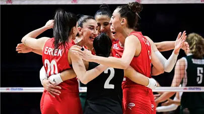 DEV MAÇ ŞİFRESİZ | Filenin Sultanları'nın maçı hangi kanalda? Çin - Türkiye voleybol maçı ne zaman, saat kaçta?