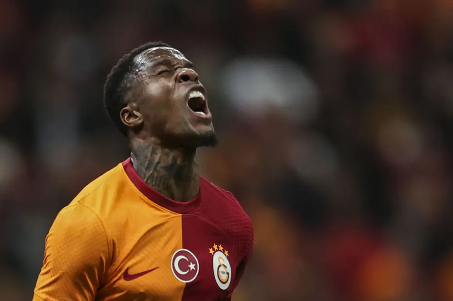 Tugay Kerimoğlu Galatasaray'ın vedalaşması gereken 4 futbolcuyu açıkladı - 6