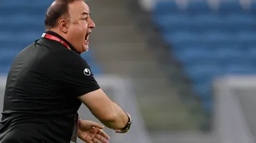 Kenya'yı çalıştıran Engin Fırat'a teklif yağıyor