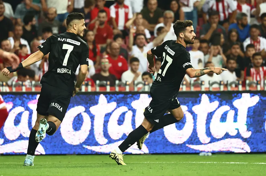 Nihat Kahveci'den yeni transfer için Talisca benzetmesi - 6 Nihat Kahveci'den yeni transfer için Talisca benzetmesi - 6