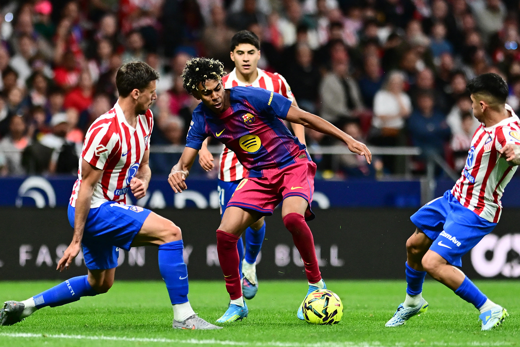 Şampiyonlar Ligi'nde daha maç başlamadan olay