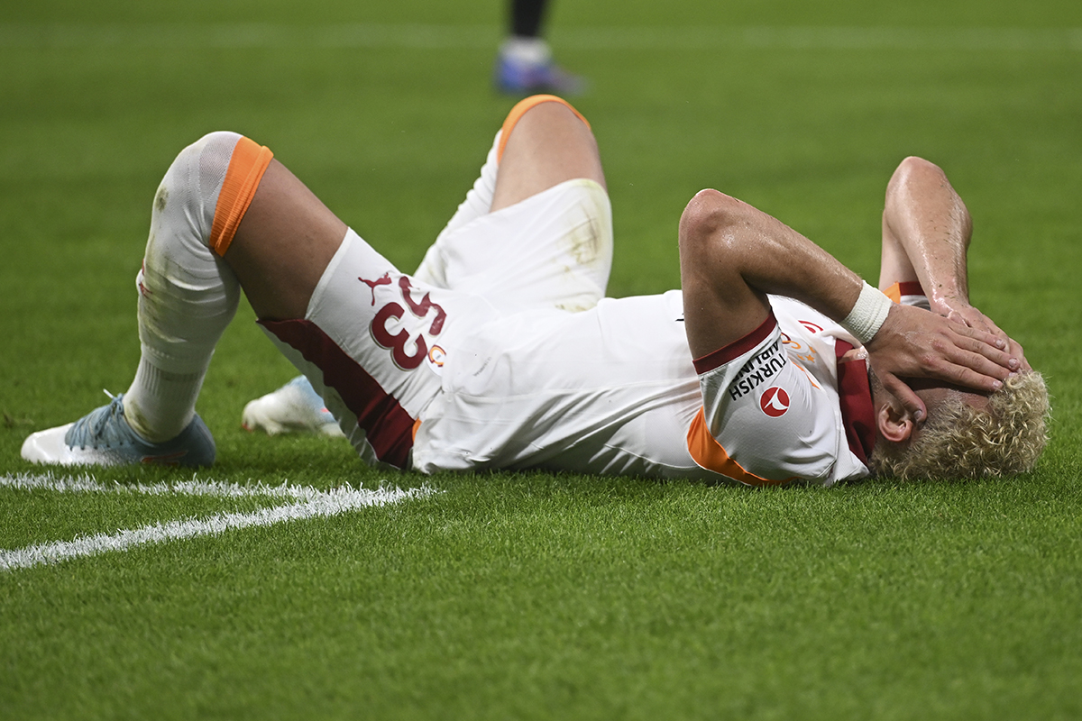 Transfer Sezonu Hiç Bitmiyor mu? 19 Eylül 2025 Manşetleri!