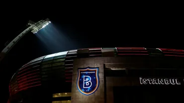 Başakşehir, ikinci yarıyı Fatih Karagümrük maçıyla açıyor